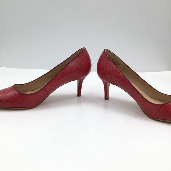 Women's 8M Franco Sarto Tudor 2 Red Leather Pumps 2.5" Heels Croc Pointy Toe - Picture 10 of 14